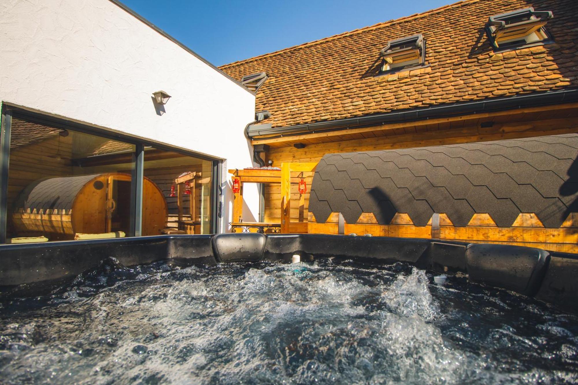 Fantanele  The Hut Retreatヴィラ エクステリア 写真